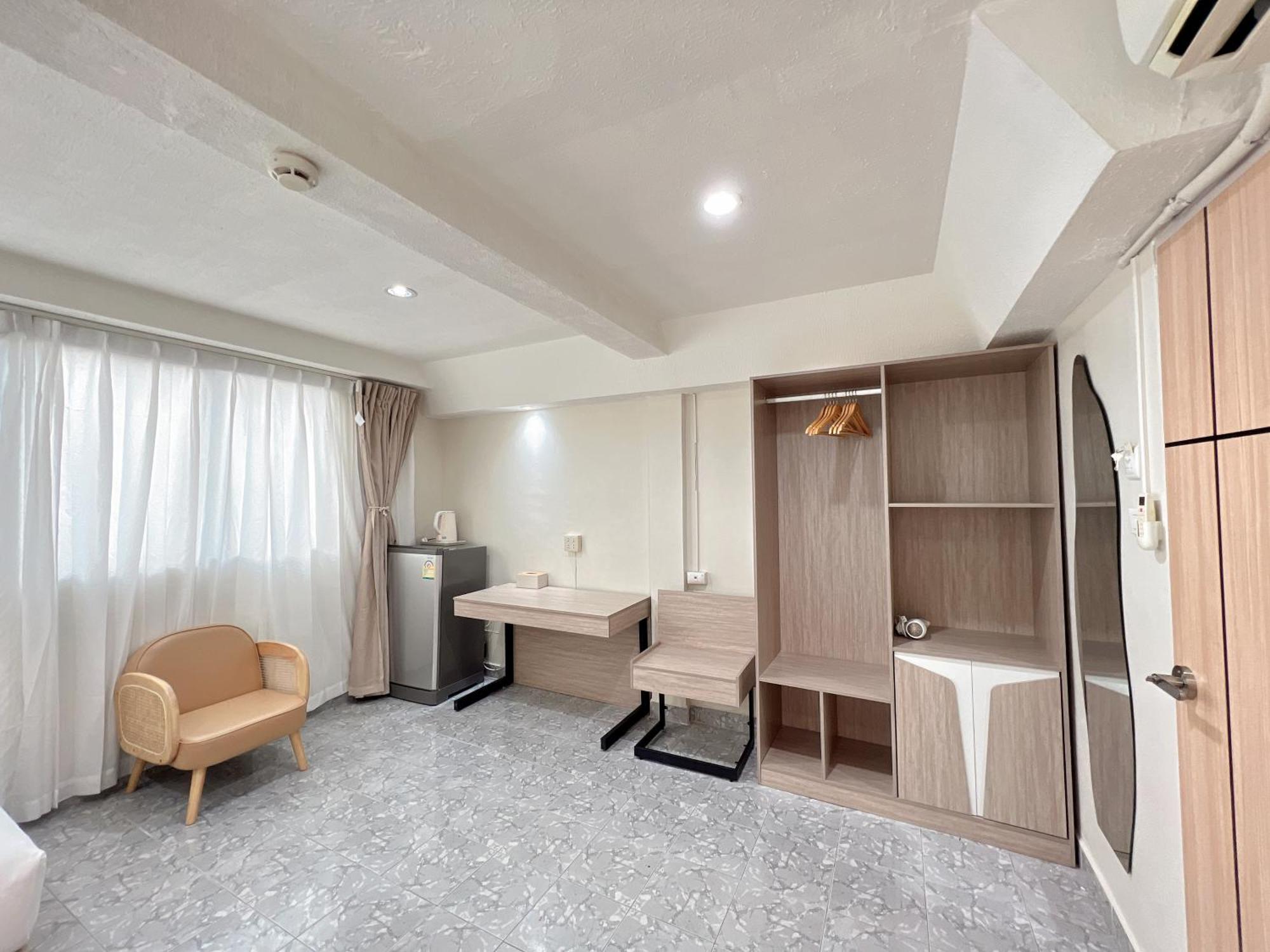 Upsea Hotel